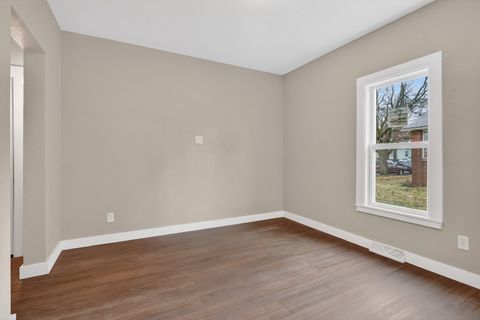 Tiny photo for 1011 15th Street, Rockford, IL 61104 (MLS # 12590464)