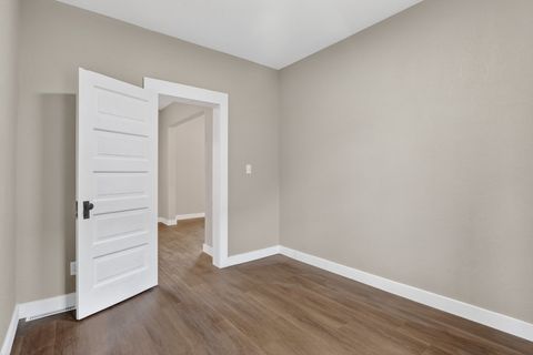 Tiny photo for 1011 15th Street, Rockford, IL 61104 (MLS # 12590464)