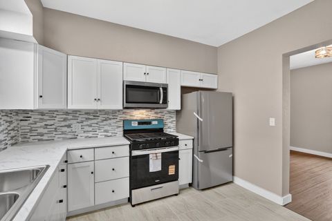 Tiny photo for 1011 15th Street, Rockford, IL 61104 (MLS # 12590464)