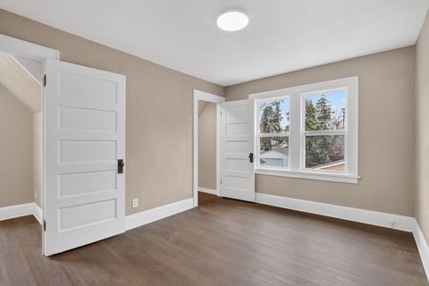 Tiny photo for 1011 15th Street, Rockford, IL 61104 (MLS # 12590464)