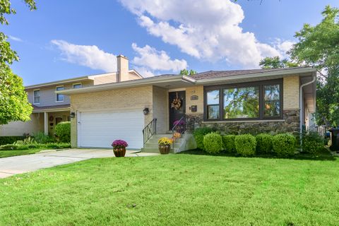 Photo of 1729 Linden Avenue, Park Ridge, IL 60068 (MLS # 12490216)