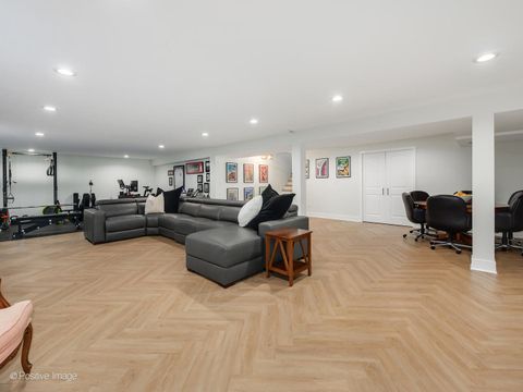 Tiny photo for 1729 Linden Avenue, Park Ridge, IL 60068 (MLS # 12490216)