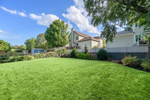 Tiny photo for 1729 Linden Avenue, Park Ridge, IL 60068 (MLS # 12490216)