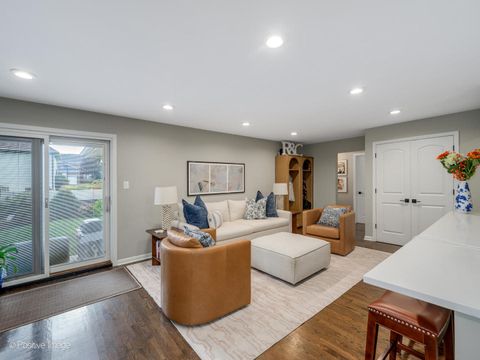 Tiny photo for 1729 Linden Avenue, Park Ridge, IL 60068 (MLS # 12490216)