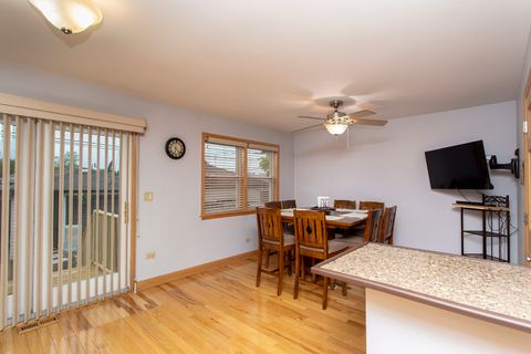 Tiny photo for 5148 S Newland Avenue, Chicago, IL 60638 (MLS # 12451520)