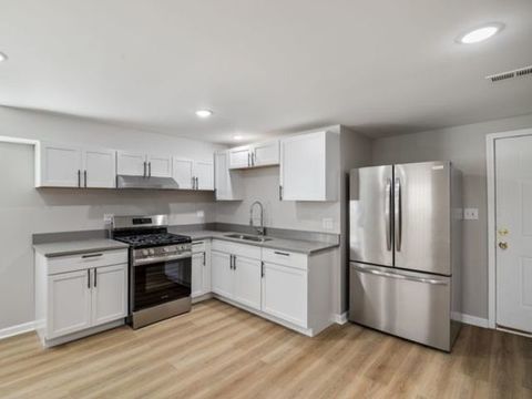 Tiny photo for 923 W 85th Street #G, Chicago, IL 60620 (MLS # 12521432)