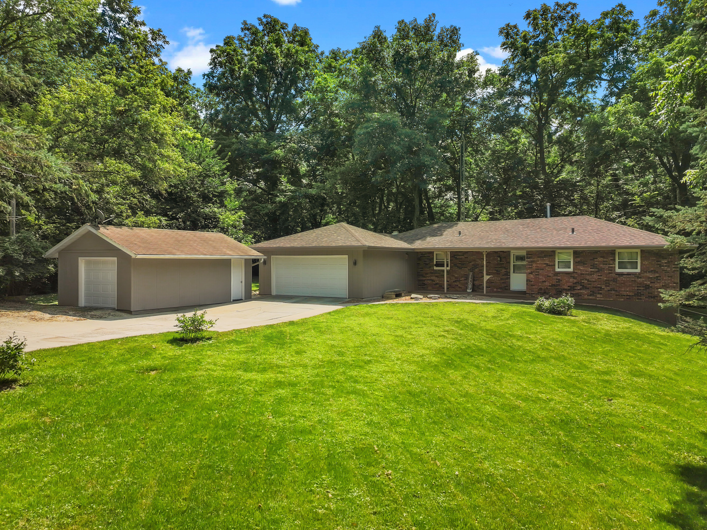 10912 Necedah Court