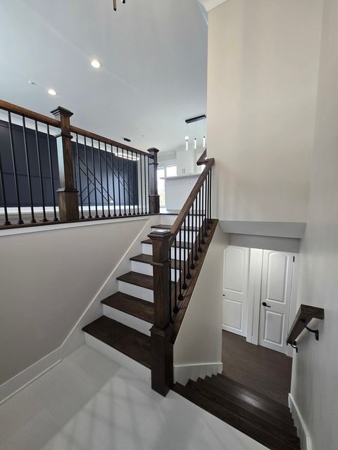 Tiny photo for 1570 Jefferson Road, Hoffman Estates, IL 60169 (MLS # 12563876)