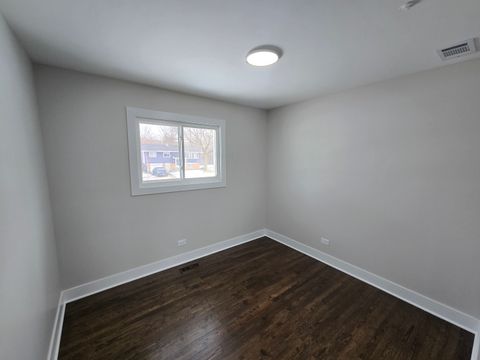 Tiny photo for 1570 Jefferson Road, Hoffman Estates, IL 60169 (MLS # 12563876)