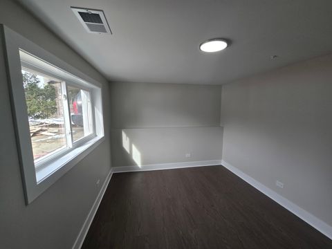 Tiny photo for 1570 Jefferson Road, Hoffman Estates, IL 60169 (MLS # 12563876)