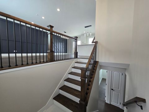 Tiny photo for 1570 Jefferson Road, Hoffman Estates, IL 60169 (MLS # 12563876)