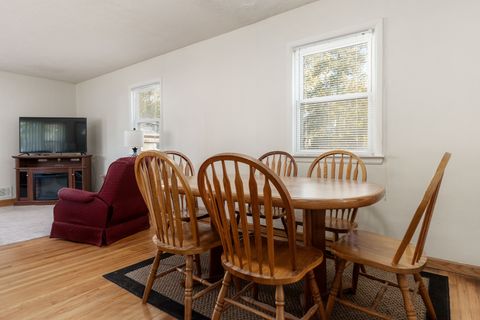 Tiny photo for 2224 Arizona Avenue, Rockford, IL 61108 (MLS # 12516382)