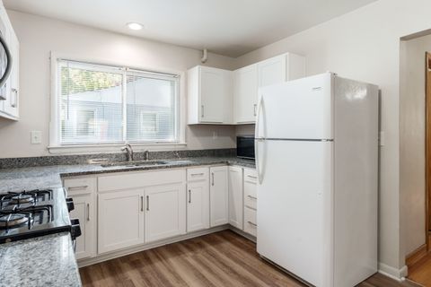 Tiny photo for 2224 Arizona Avenue, Rockford, IL 61108 (MLS # 12516382)