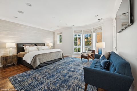 Tiny photo for 1907 N Lincoln Park West Street, Chicago, IL 60614 (MLS # 12624742)