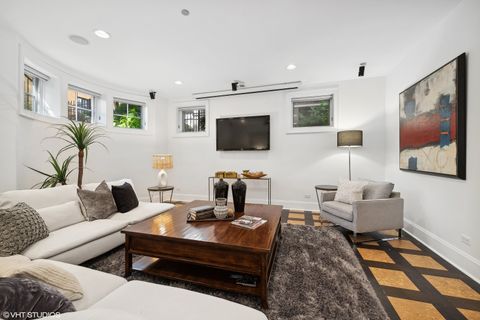 Tiny photo for 1907 N Lincoln Park West Street, Chicago, IL 60614 (MLS # 12624742)