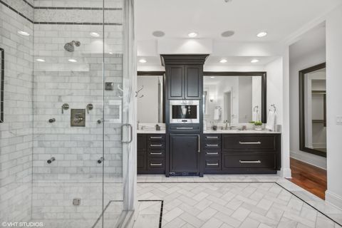 Tiny photo for 1907 N Lincoln Park West Street, Chicago, IL 60614 (MLS # 12624742)