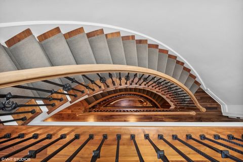 Tiny photo for 1907 N Lincoln Park West Street, Chicago, IL 60614 (MLS # 12624742)