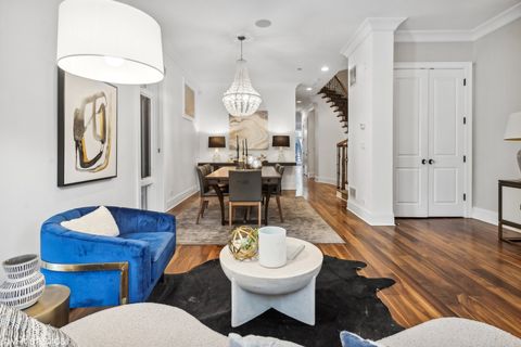 Tiny photo for 1907 N Lincoln Park West Street, Chicago, IL 60614 (MLS # 12624742)