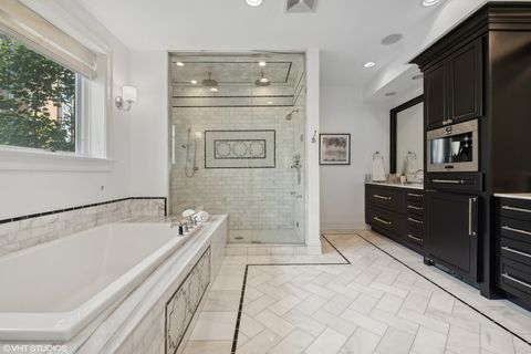 Tiny photo for 1907 N Lincoln Park West Street, Chicago, IL 60614 (MLS # 12624742)