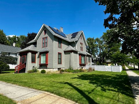 Tiny photo for 805 Augusta Avenue, Elgin, IL 60120 (MLS # 12462146)