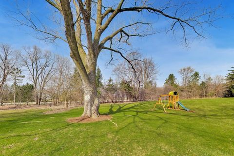 Tiny photo for 26 Brandywine Road, South Barrington, IL 60010 (MLS # 12602101)