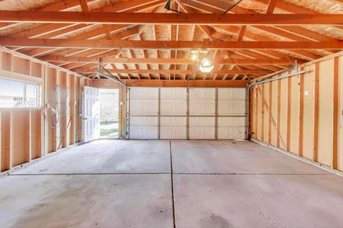 Tiny photo for 514 Iroquois Road, Hillside, IL 60162 (MLS # 12453396)