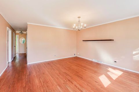 Tiny photo for 514 Iroquois Road, Hillside, IL 60162 (MLS # 12453396)