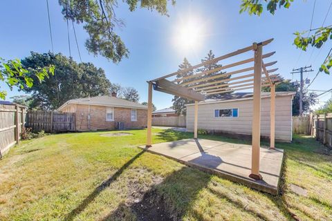 Tiny photo for 514 Iroquois Road, Hillside, IL 60162 (MLS # 12453396)