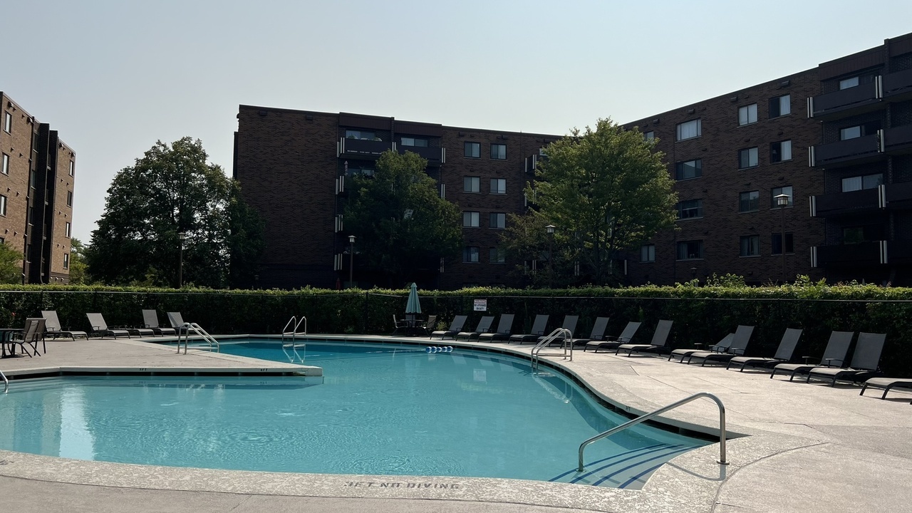 850 Wellington Avenue 304