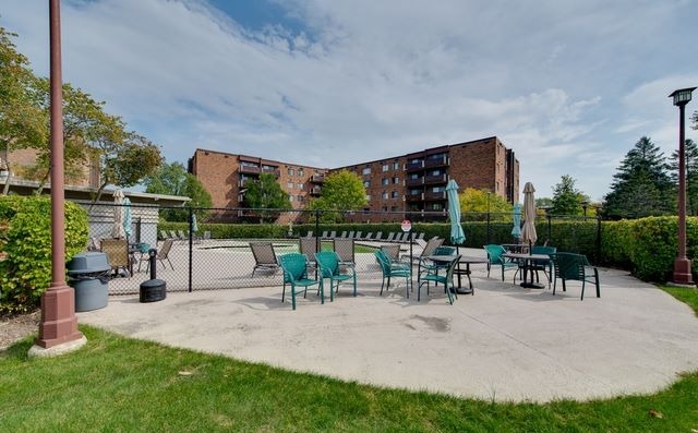 850 Wellington Avenue 304