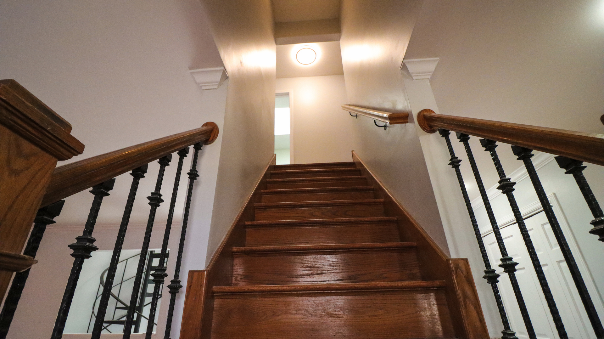 2702 W 1st Private Road