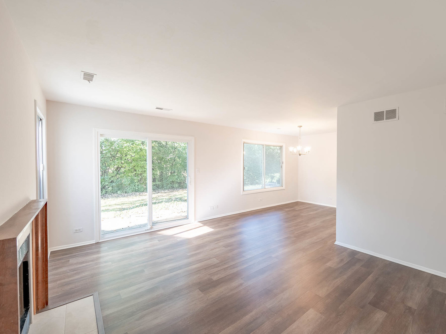 1342 Barclay Lane 3-6