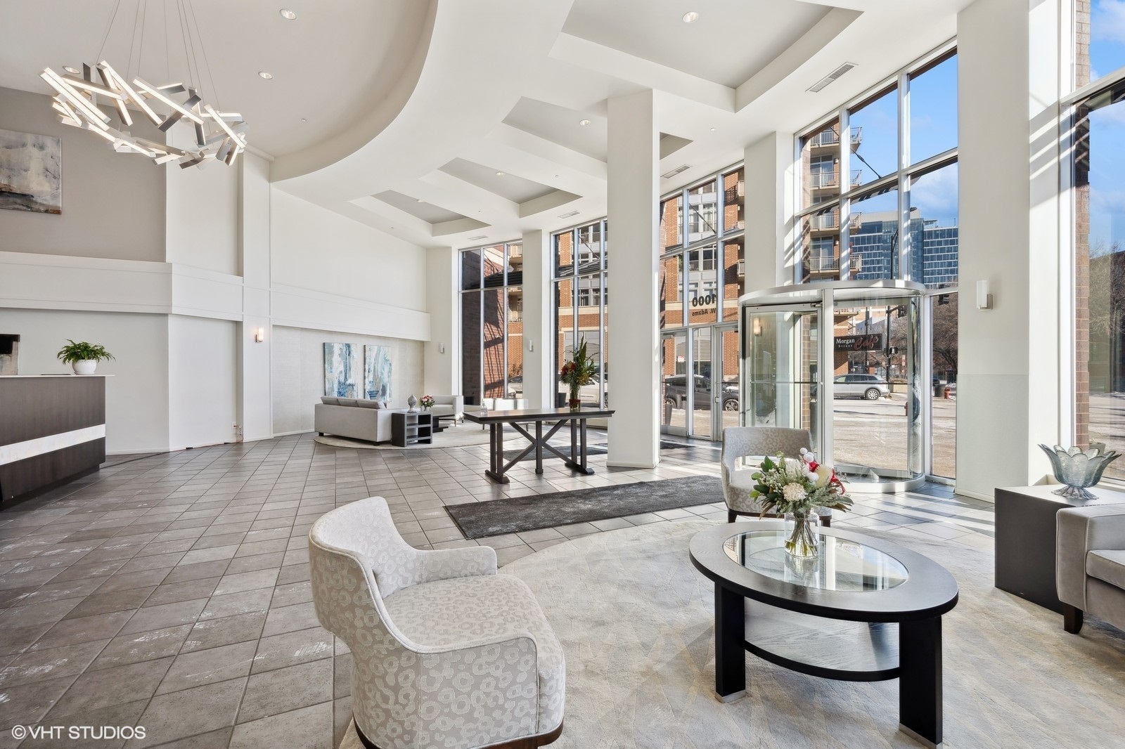 1000 W ADAMS Street 723