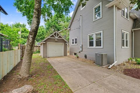Tiny photo for 202 W Florida Avenue, Urbana, IL 61801 (MLS # 12667276)