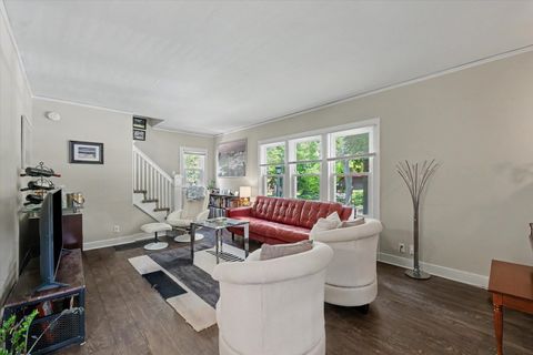 Tiny photo for 202 W Florida Avenue, Urbana, IL 61801 (MLS # 12667276)
