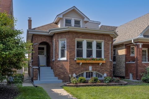 Photo of 6828 29th Place, Berwyn, IL 60402 (MLS # 12463619)