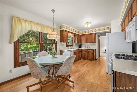 Tiny photo for 1540 Independence Avenue, St. Charles, IL 60174 (MLS # 12496616)