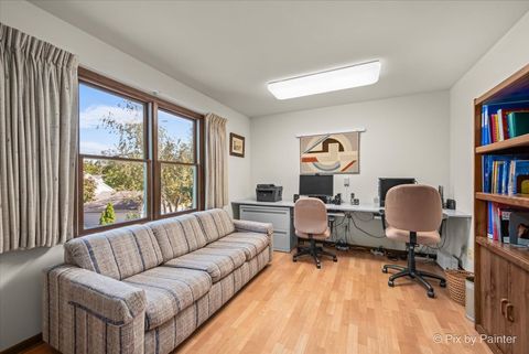 Tiny photo for 1540 Independence Avenue, St. Charles, IL 60174 (MLS # 12496616)