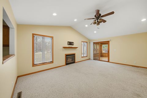 Tiny photo for 500 Countryside Lane, Dixon, IL 61021 (MLS # 12540474)