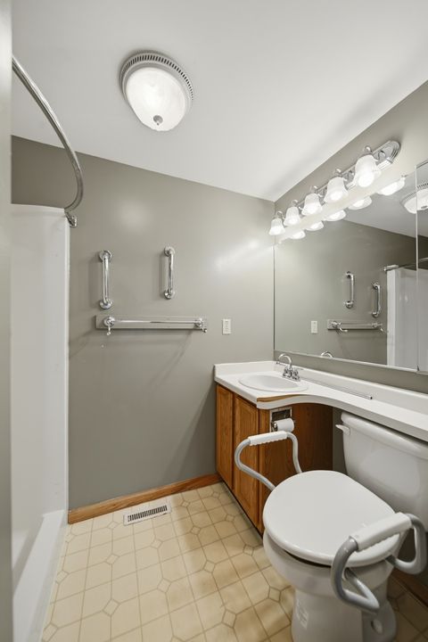 Tiny photo for 500 Countryside Lane, Dixon, IL 61021 (MLS # 12540474)