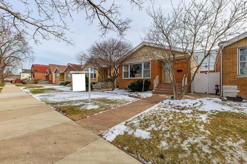 Photo of 3633 W 58th Place, Chicago, IL 60629 (MLS # 12594677)