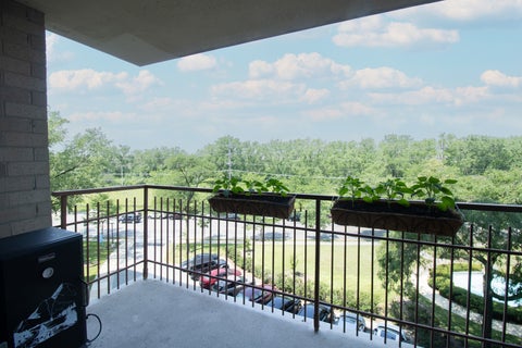 Tiny photo for 6833 N Kedzie Avenue #504, Chicago, IL 60645 (MLS # 12703194)