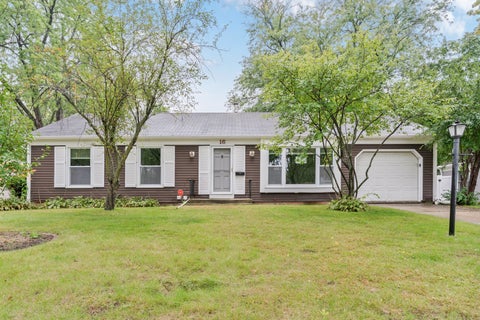 Photo of 16 Somerset Road, Montgomery, IL 60538 (MLS # 12730513)