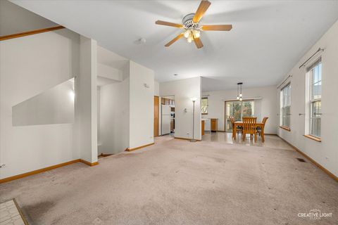 Tiny photo for 650 Littleton Trail #22-4, Elgin, IL 60120 (MLS # 12488927)