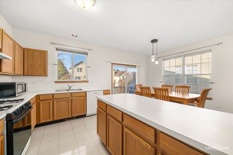 Tiny photo for 650 Littleton Trail #22-4, Elgin, IL 60120 (MLS # 12488927)