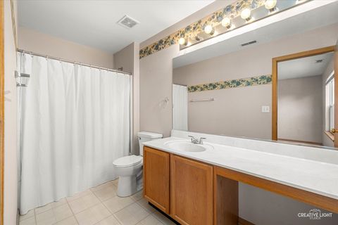 Tiny photo for 650 Littleton Trail #22-4, Elgin, IL 60120 (MLS # 12488927)