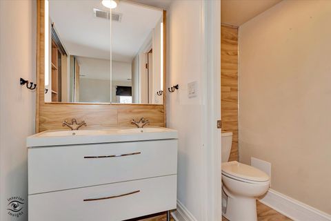 Tiny photo for 1908 Kenilworth Circle #H, Hoffman Estates, IL 60169 (MLS # 12495077)