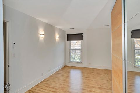 Tiny photo for 1908 Kenilworth Circle #H, Hoffman Estates, IL 60169 (MLS # 12495077)