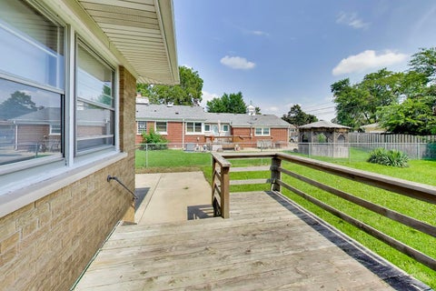 Tiny photo for 909 Worcester Avenue, Westchester, IL 60154 (MLS # 12738866)