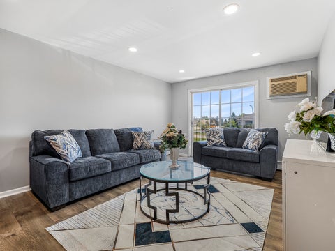 Tiny photo for 107 W Elk Trail #206, Carol Stream, IL 60188 (MLS # 12766631)